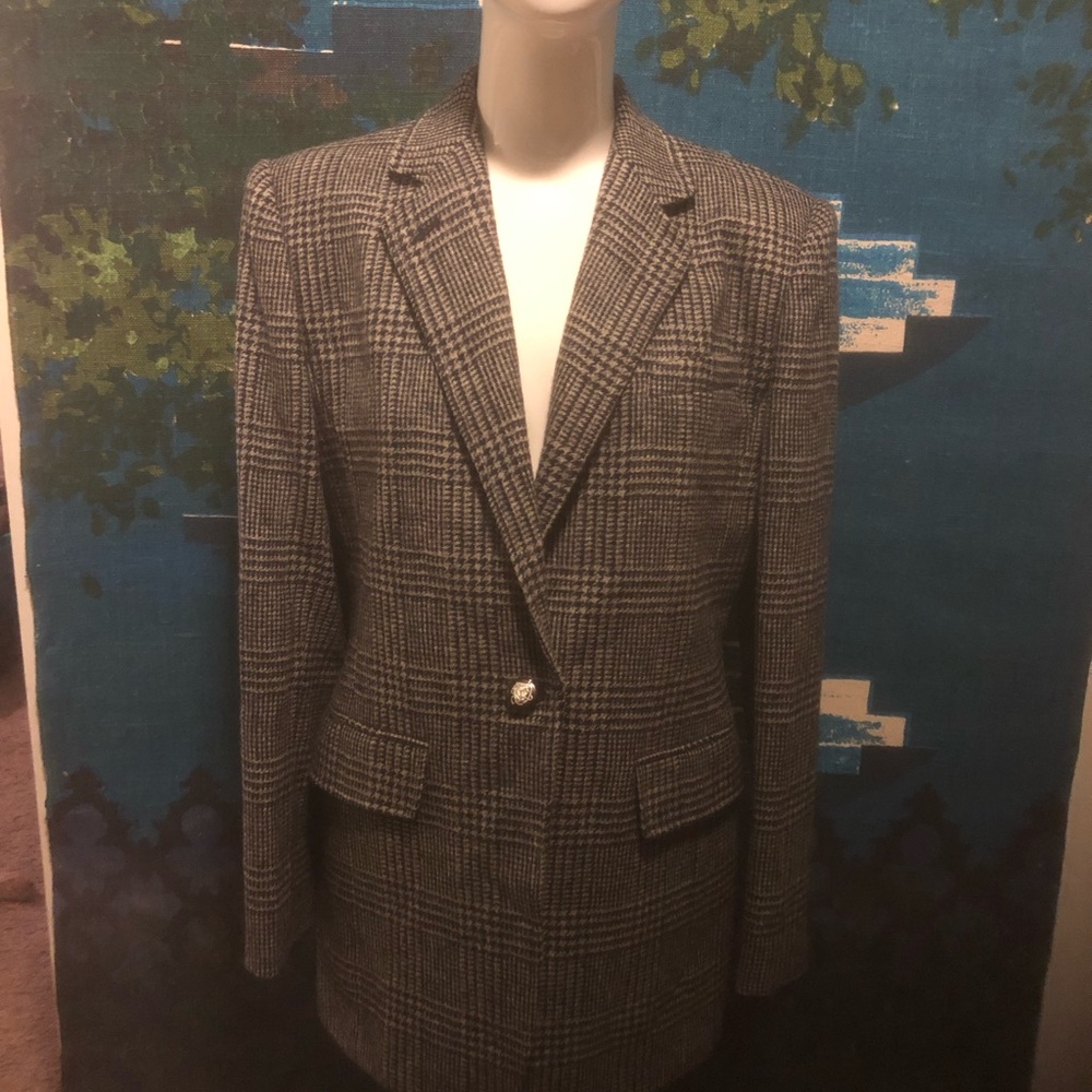 Lauren by Ralph Lauren Wool blazer.